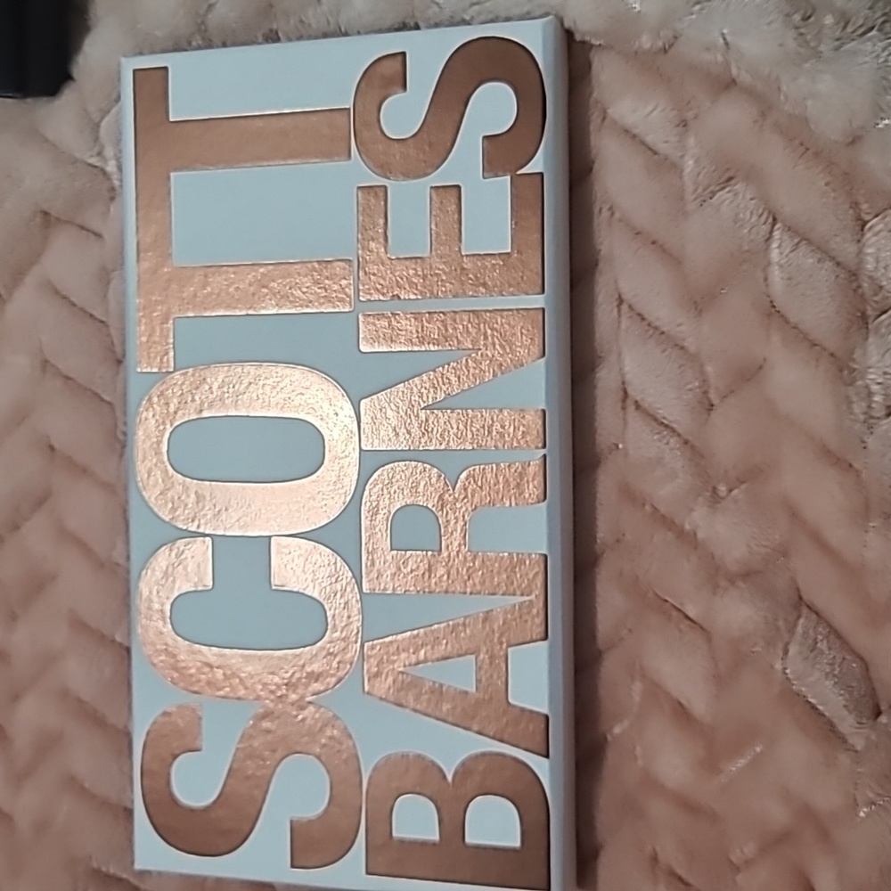Contouring Pallet